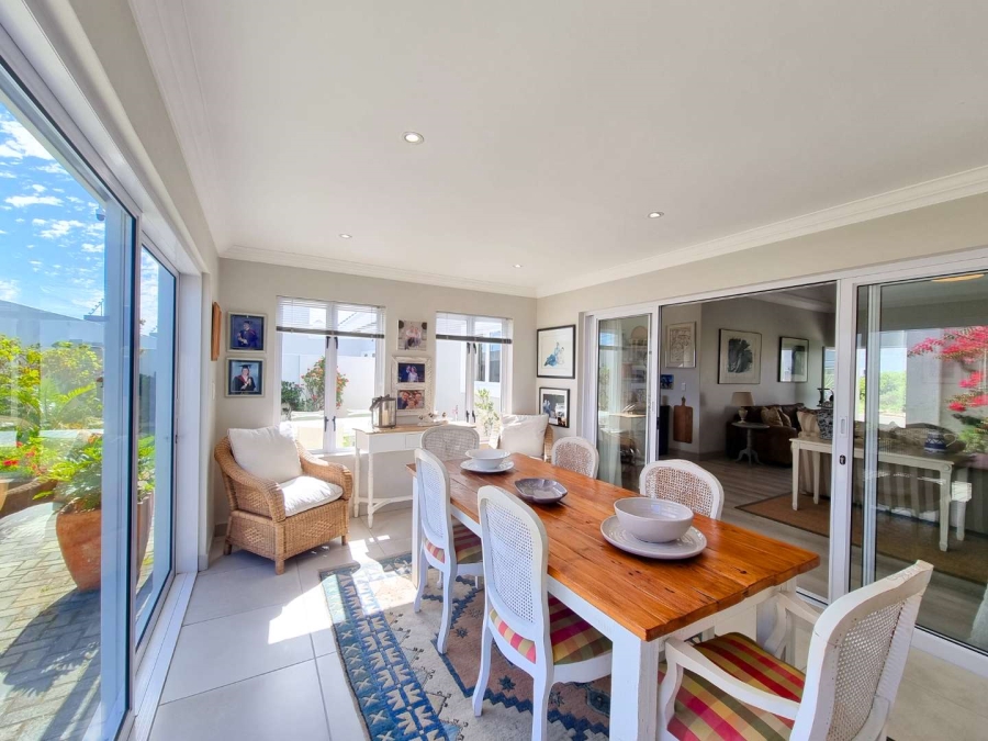 3 Bedroom Property for Sale in Westcliff Western Cape